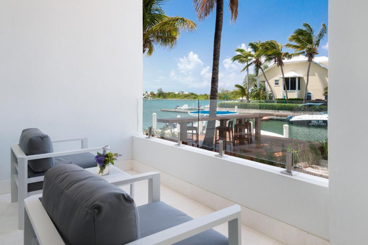 Zenza Boutique Hotel Turtle Cove Exteriör bild
