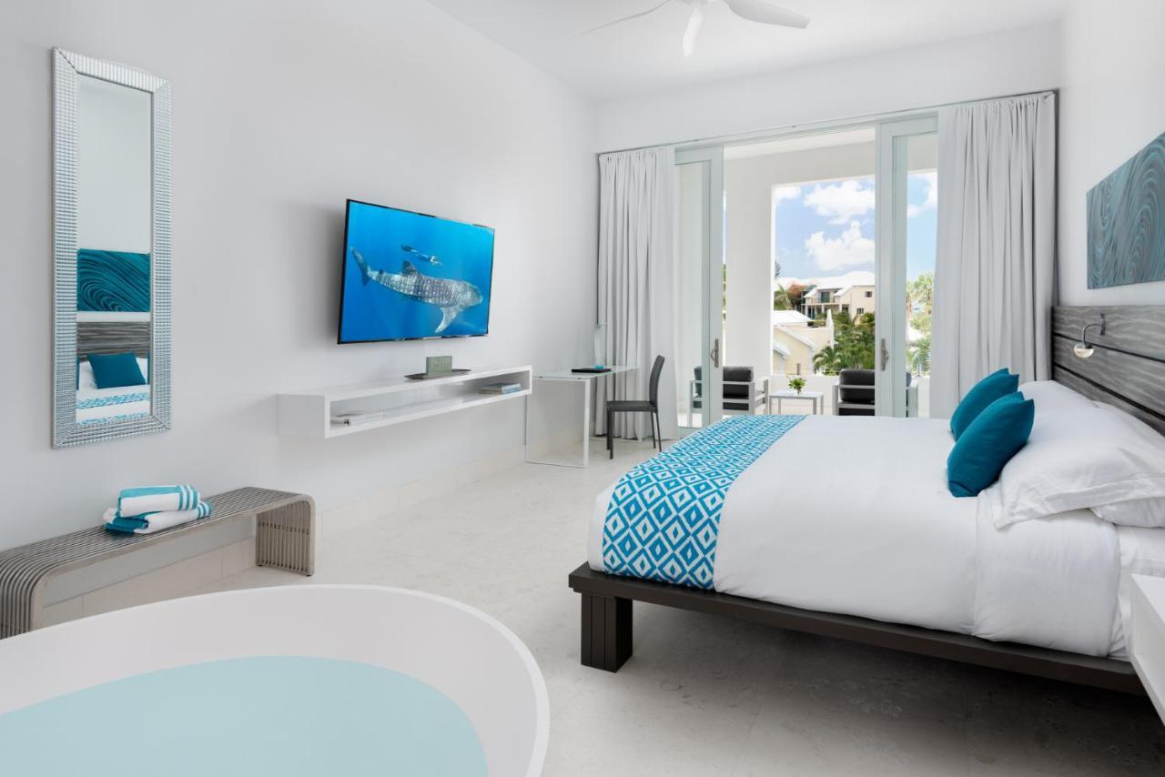Zenza Boutique Hotel Turtle Cove Exteriör bild